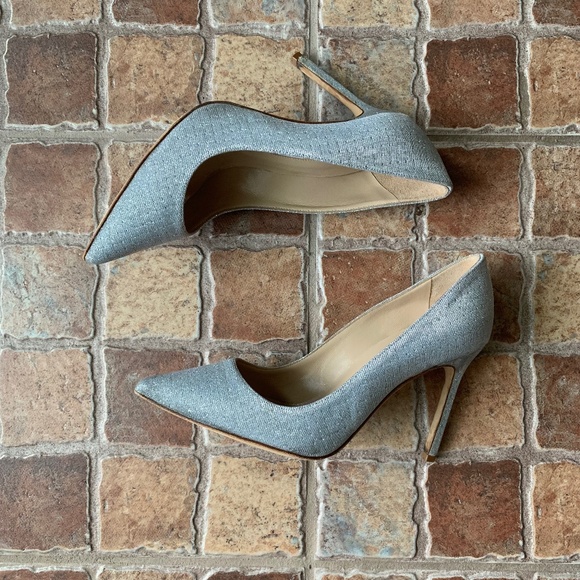 Manolo Blahnik BB Silver Sparkle Pointed Pumps - Picture 7 of 13